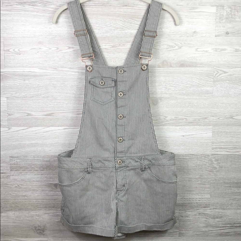 Overall Shorts Cuffed